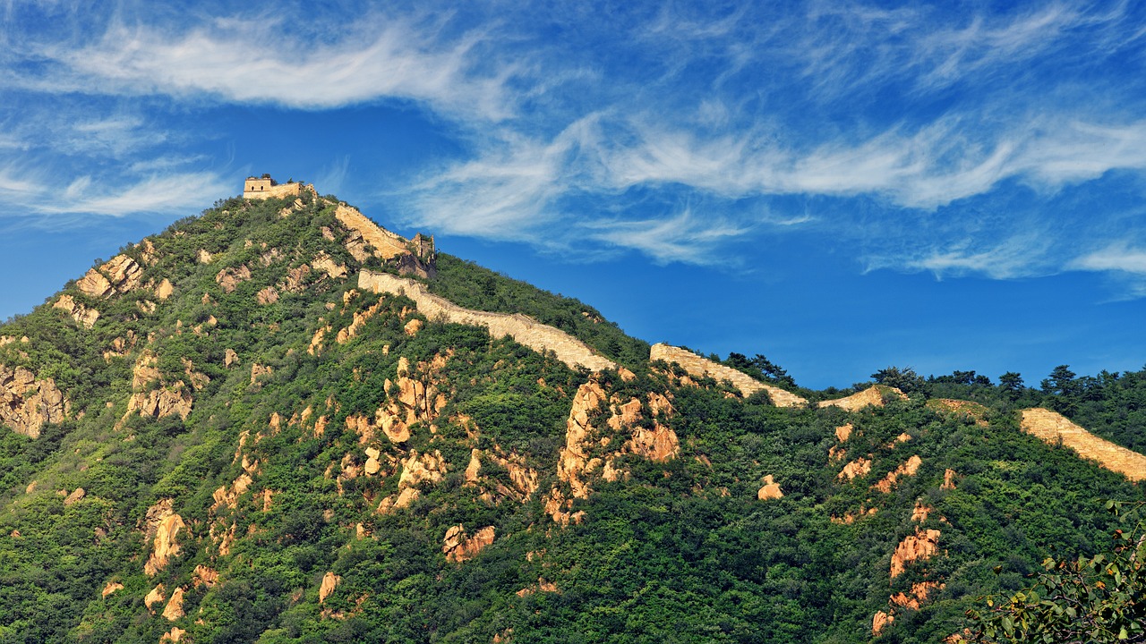 避暑胜地大搜罗，七月凉爽天堂的绝美旅游攻略