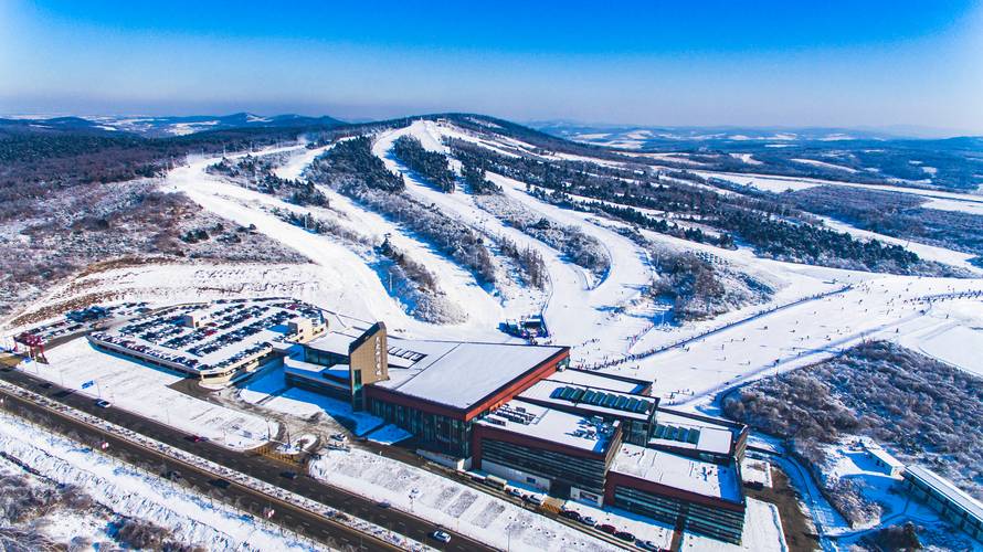 东北滑雪胜地旅游景点住宿